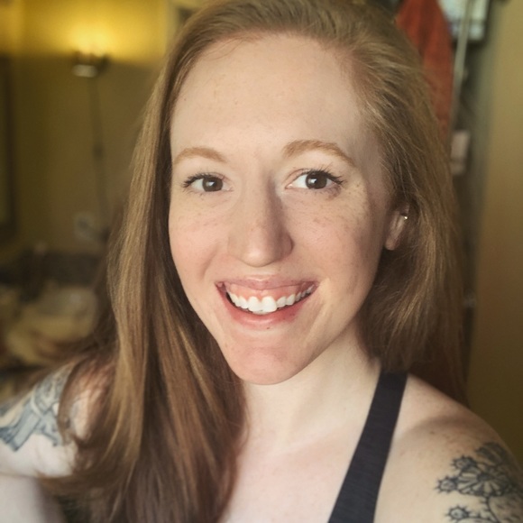 Meet your Posher, Kristin - Picture 1 of 1